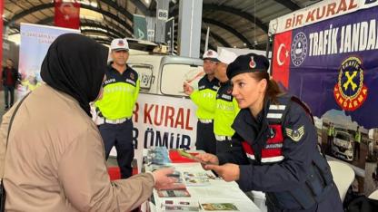 Jandarma fuarda KADES’i tanıttı