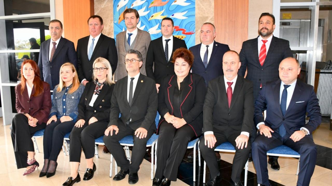 Rektör Erenoğlu; &quot;Sporu, kampüs kültürünün ayrılmaz parçası yapacağız&quot;