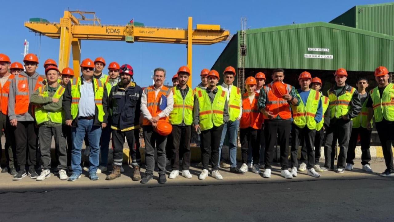 Üniversite öğrencileri İÇDAŞ Çelik Enerji Tersanesi’ni gezdi