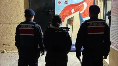 33 aranan şahıs ile 2 araç yakalandı