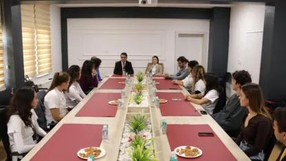 Diş Hekimliği Fakültesi’nde Rektör Erenoğlu ile sohbet etkinliği