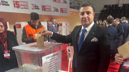 Yeniden Refah Partisi’nin 3. Olağan Büyük Kongresine Rekor Katılım: Çanakkale İl Başkanı Yüzbaşı Divan Üyeliğine Seçildi