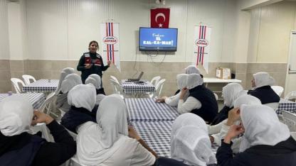 Ezine’de KADES’ tanıtılıyor