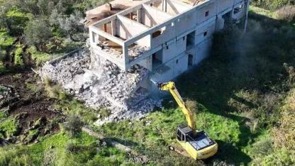 Kaçak yapılar yıkılıyor!