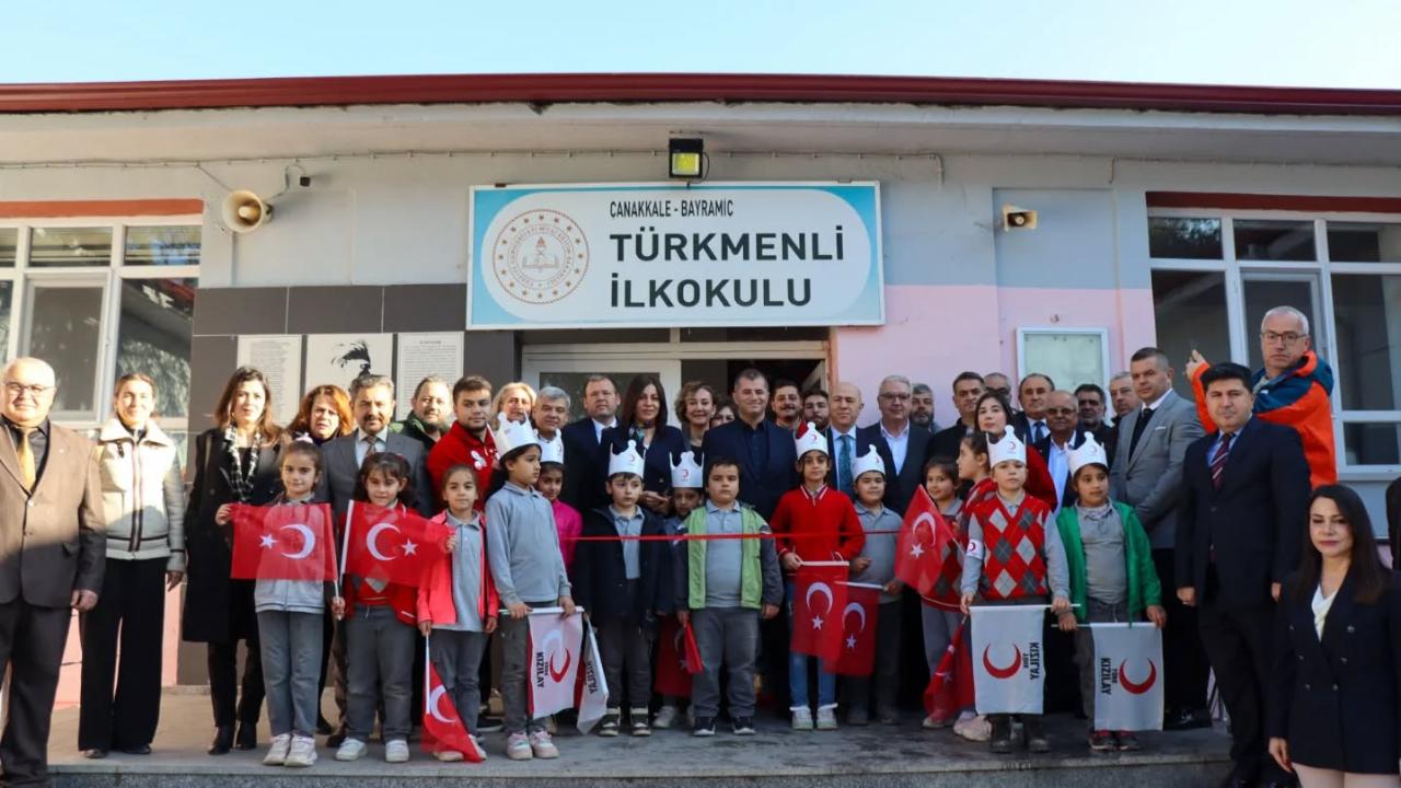 Türkmenli İlkokulu’na yeni kütüphane