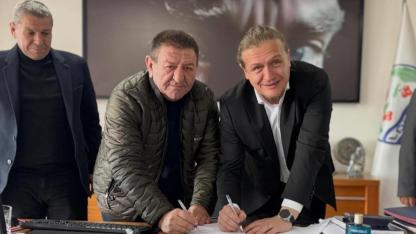 Lapseki Belediyesi’nde imzalar atıldı! İşçilere zam!