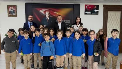 Başkan Öztürk minikleri ağırladı