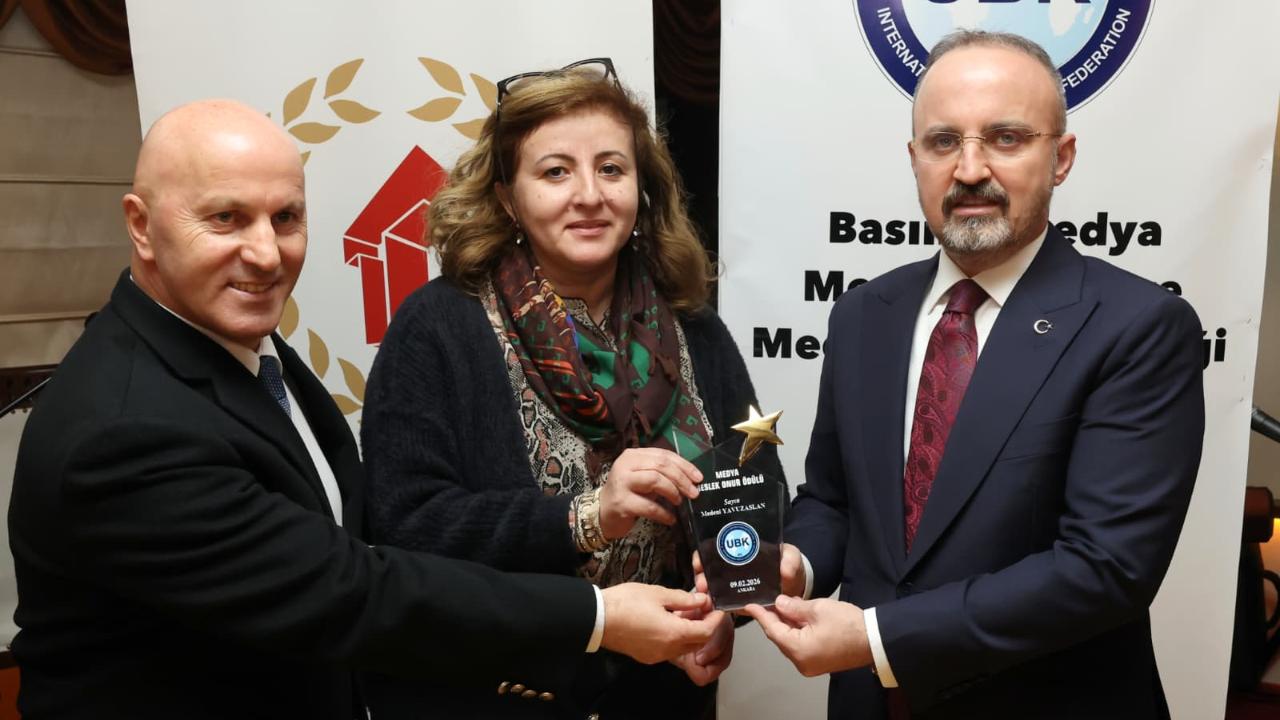 Bülent Turan; “Basın, teknolojik gelişmelere karşı en büyük sınavı veriyor”