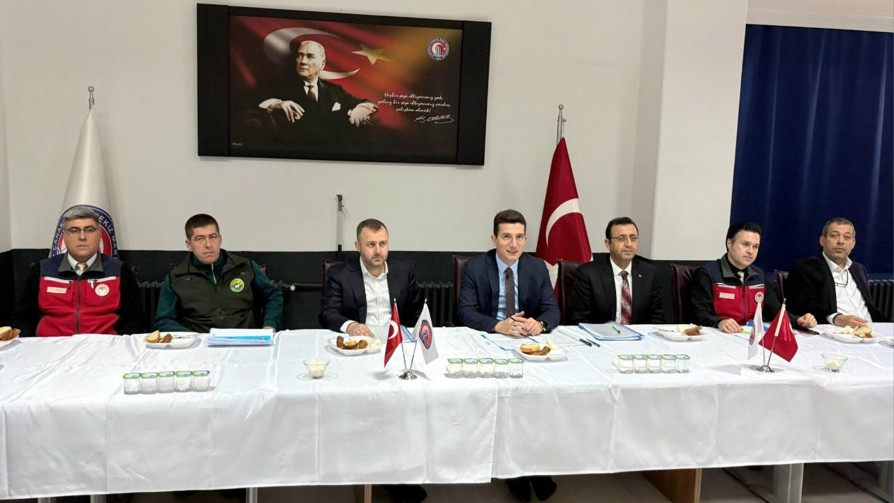 Ezine Peyniri masaya yatırıldı