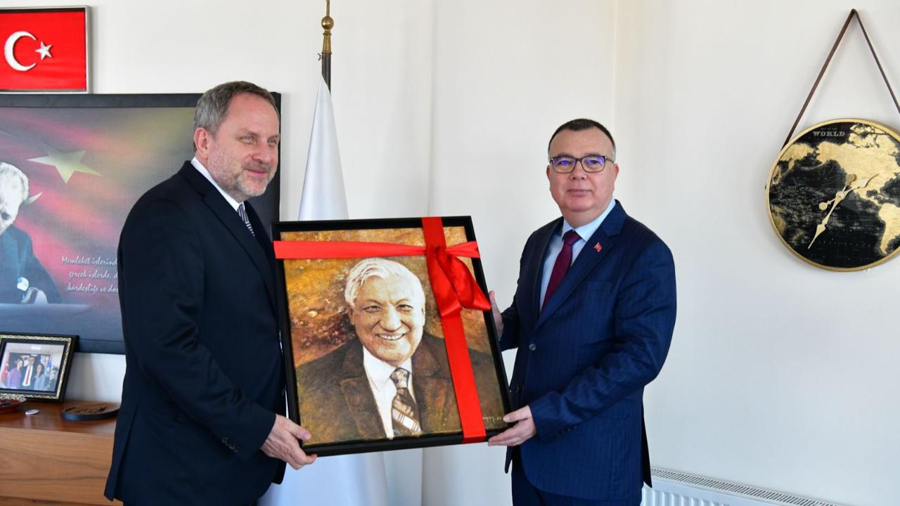 “İbrahim Bodur’un ismi Kepez’e çok yakıştı”