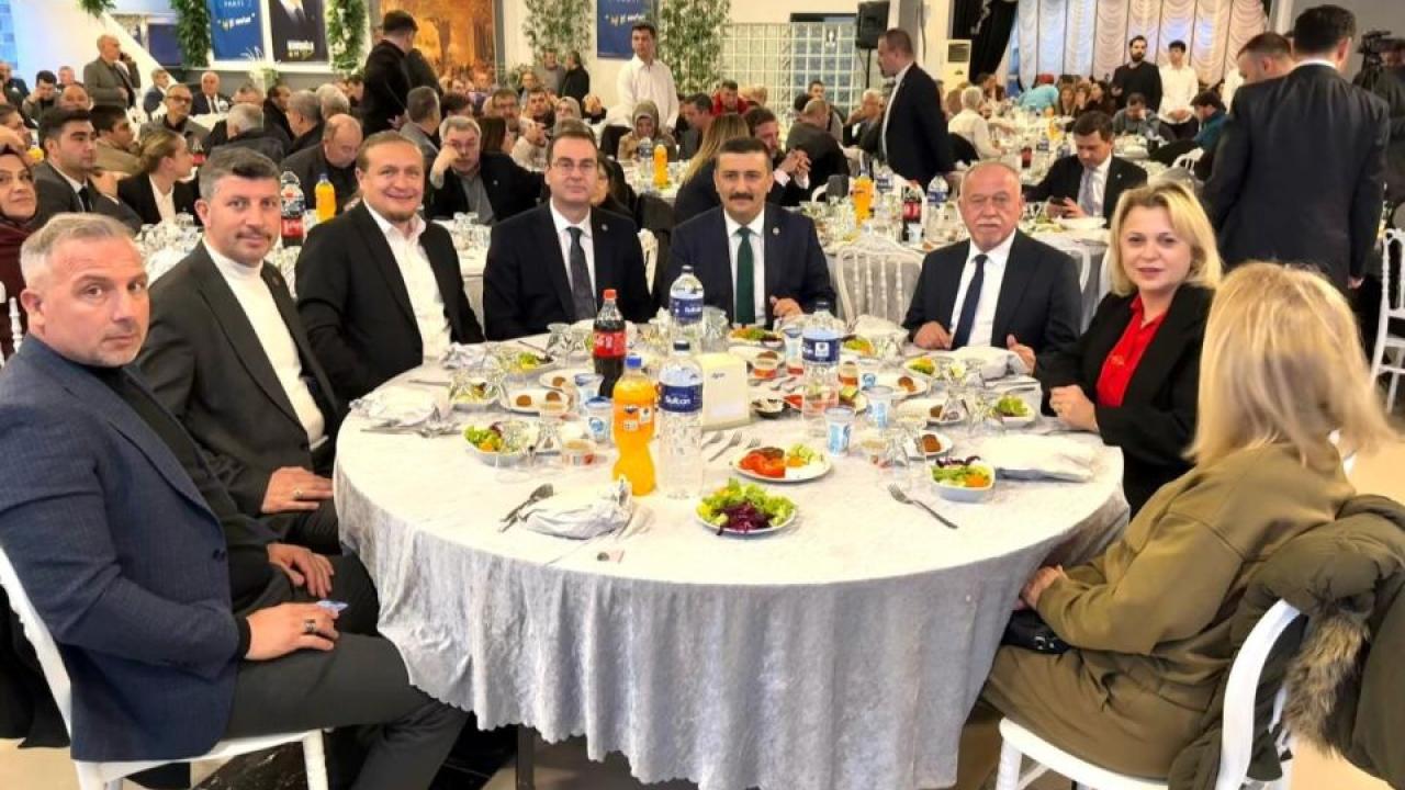 İYİ Parti Çanakkale Teşkilatı Balıkesir’de Dervişoğlu’nu yalnız bırakmadı