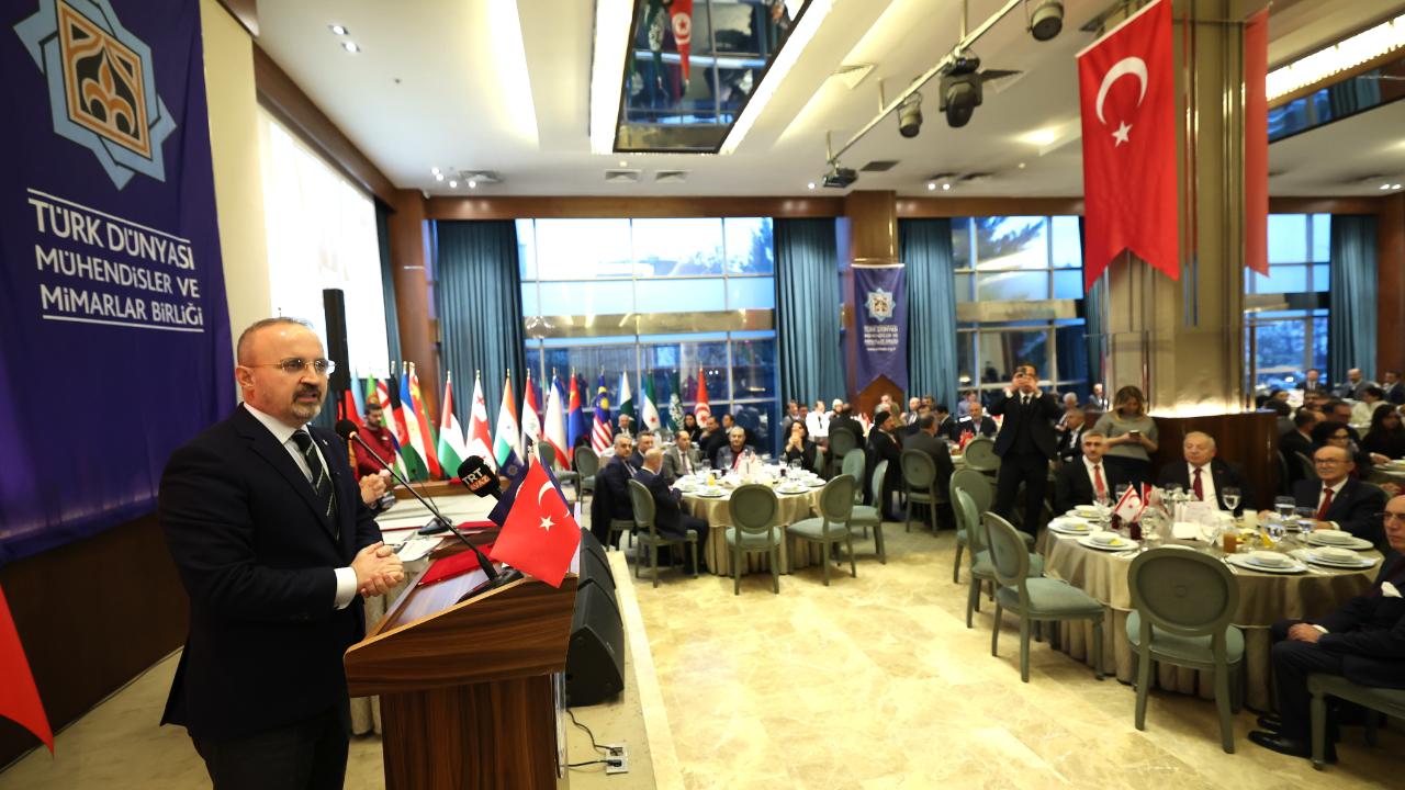 Bülent Turan, Türk Dünyası Mühendisler ve Mimarlar Birliği’nin genel kurul ve iftar programına katıldı