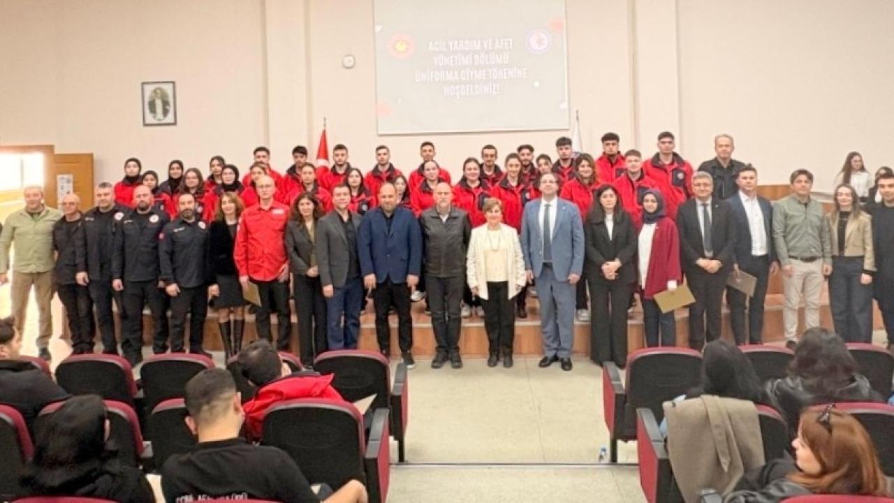 ÇOMÜ’de üniforma giydirme töreni gerçekleştirildi