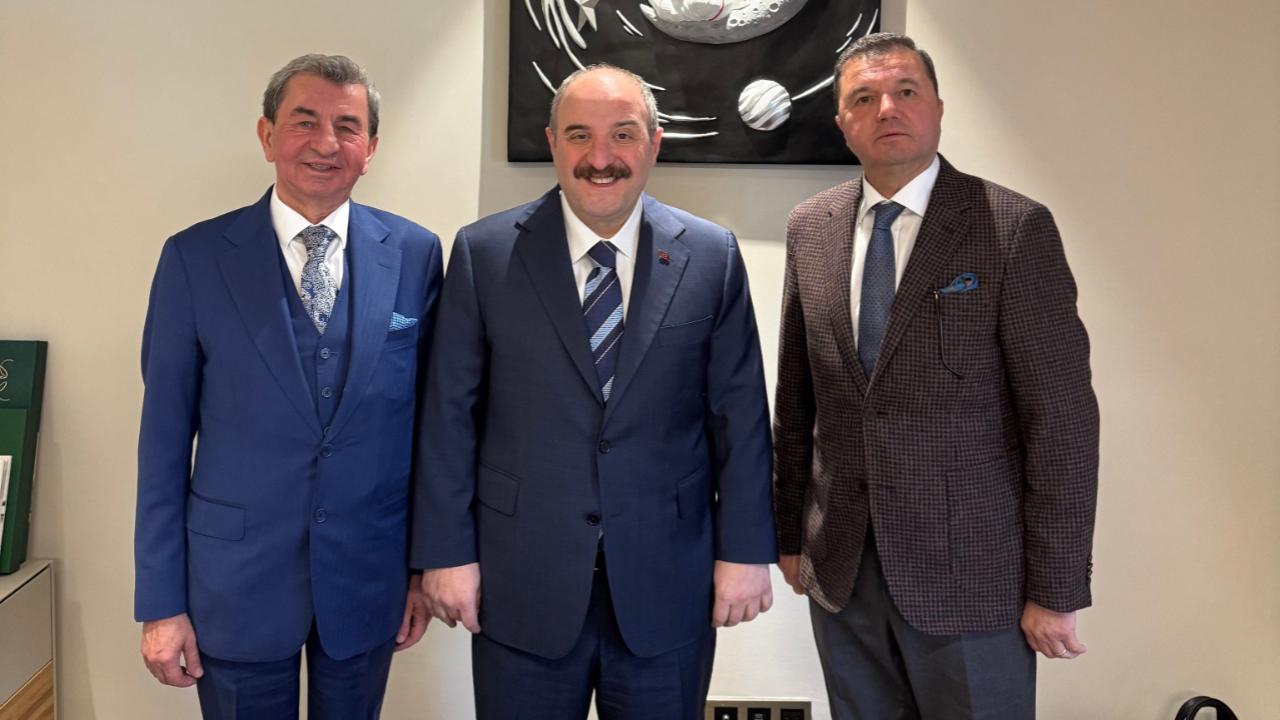 Davut Doğan’dan Mustafa Varank’a ziyaret