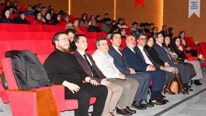 “Deprem Gerçeğiyle Yüzleşmek” Paneli gerçekleştirildi