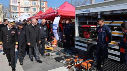 Meydanda Deprem Haftası etkinliği