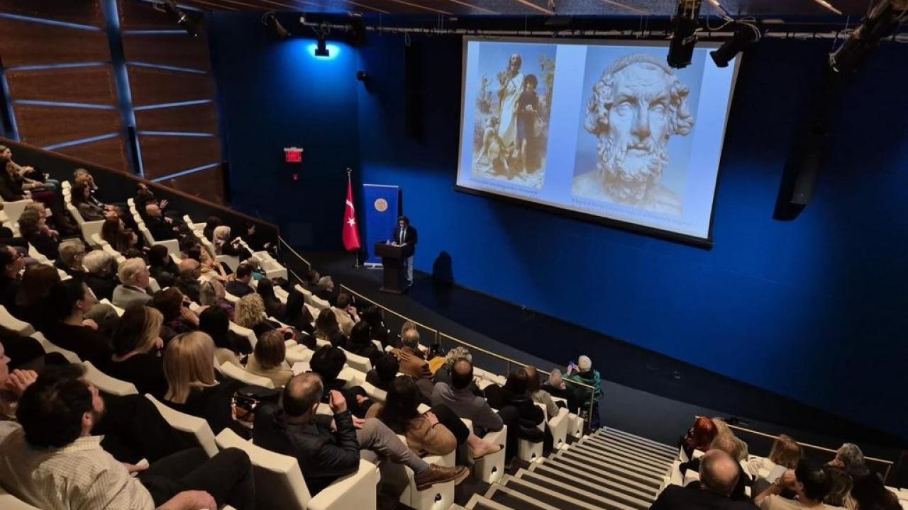 ÇOMÜ, New York’ta Troya ile dünya sahnesinde