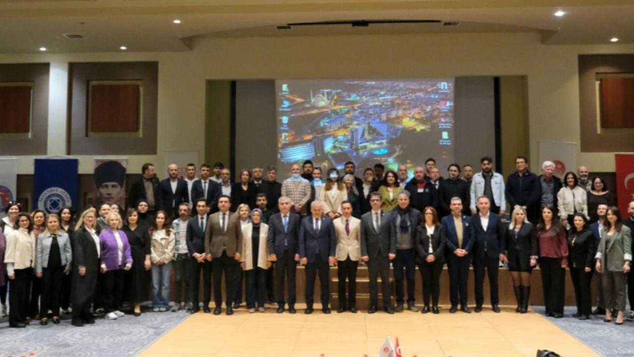 ÇOMÜ’de Yapay Zeka Destekli Proje Yazma Eğitimi gerçekleştirildi