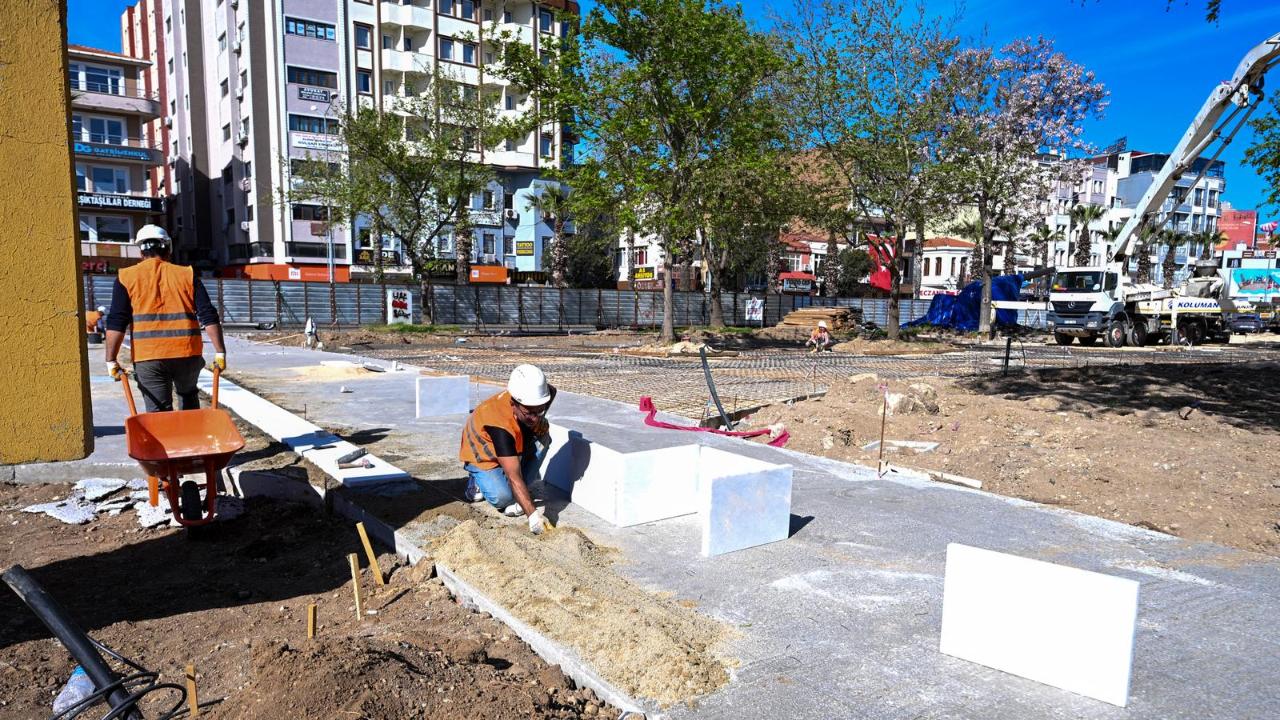 Cumhuriyet Meydanı'nda 2. etap çalışması!